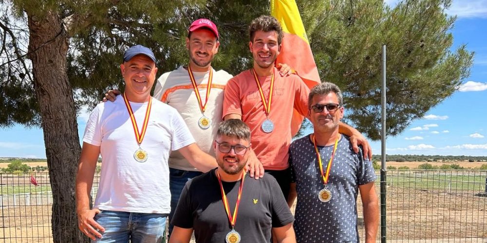 El equipo mallorquín logra la segunda plaza en la prueba por equipos del Campeonato de España de Blancos a Brazo