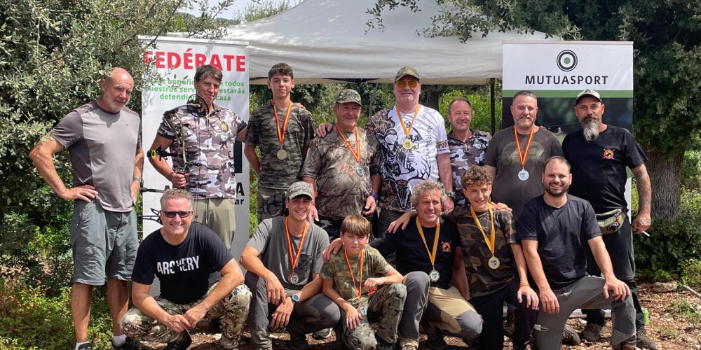 Toni Morro Sastre, Bernardo Bestard y Toni Morro Pizá, vencedores de la prueba de recorridos de caza con arco